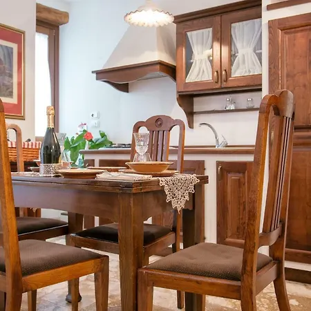 Borgo Montecolognola Apartment *